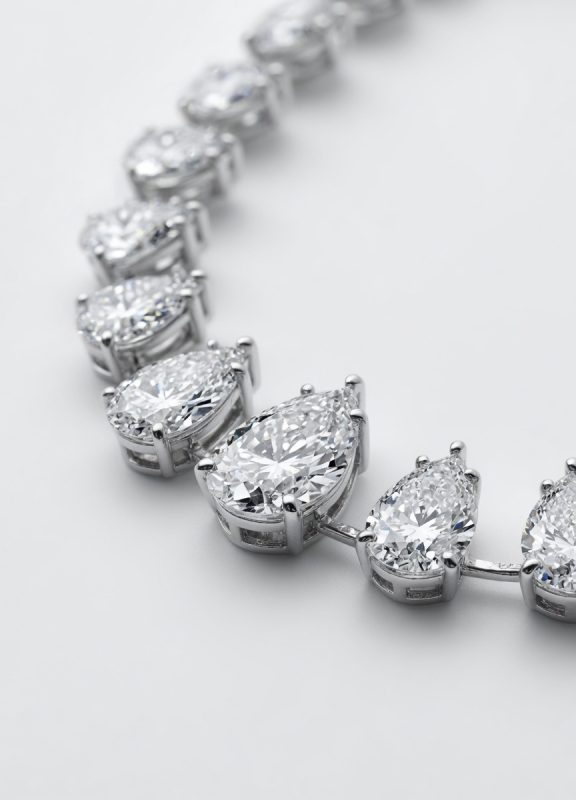 Lumiere Necklace