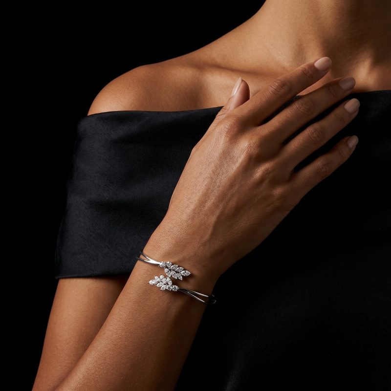 Leaf Grace Bangle